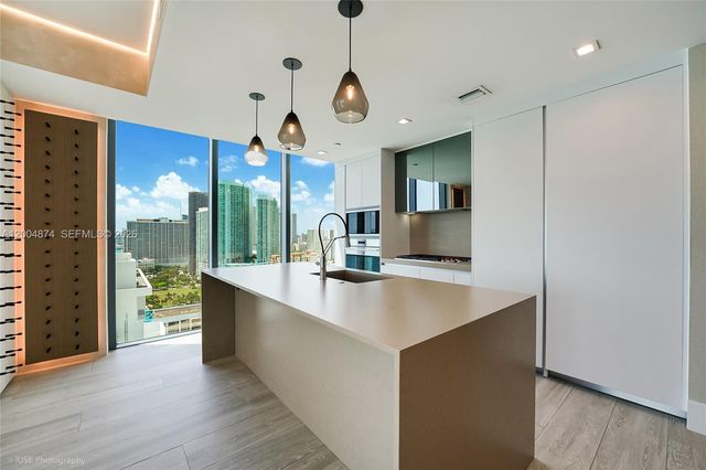788 NE 23rd St 2401, Miami, FL 33137