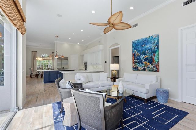 8113 COLLINGWOOD COURT, University Park, FL 34201