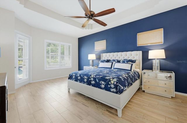 8113 COLLINGWOOD COURT, University Park, FL 34201