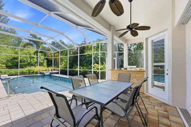 8113 COLLINGWOOD COURT, University Park, FL 34201