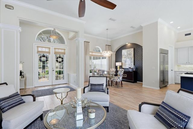 8113 COLLINGWOOD COURT, University Park, FL 34201