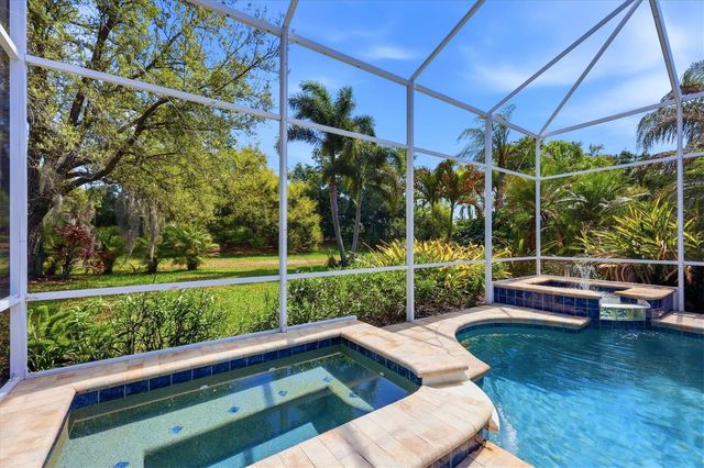 8113 COLLINGWOOD COURT, University Park, FL 34201