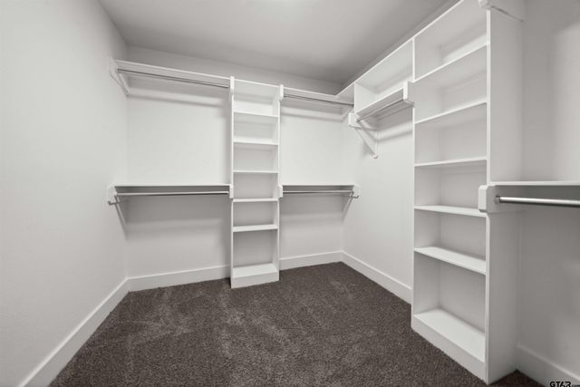 16221 Crossing Circle, Lindale, TX 75771