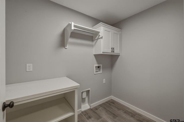 16221 Crossing Circle, Lindale, TX 75771