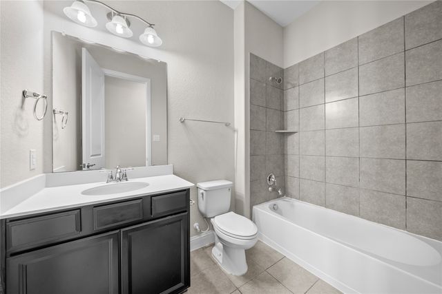 1916 Oakston Drive, Little Elm, TX 75033
