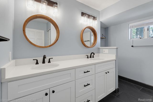 1213 Langley Boulevard, Clawson, MI 48017