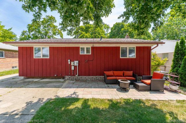 1213 Langley Boulevard, Clawson, MI 48017