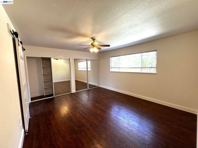 1147 Lomitas Ave, Livermore, CA 94550