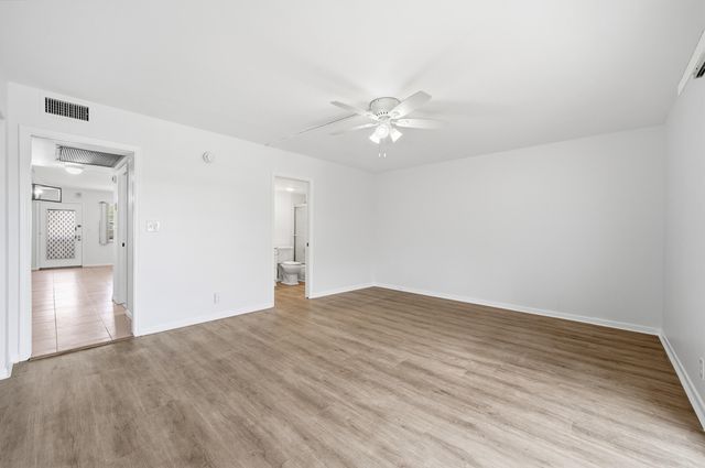 2401 Antigua Circle J3, Coconut Creek, FL 33066