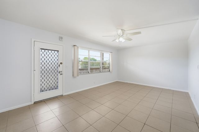2401 Antigua Circle J3, Coconut Creek, FL 33066