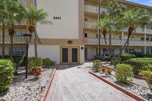 2401 Antigua Circle J3, Coconut Creek, FL 33066