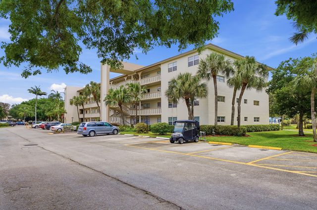 2401 Antigua Circle J3, Coconut Creek, FL 33066