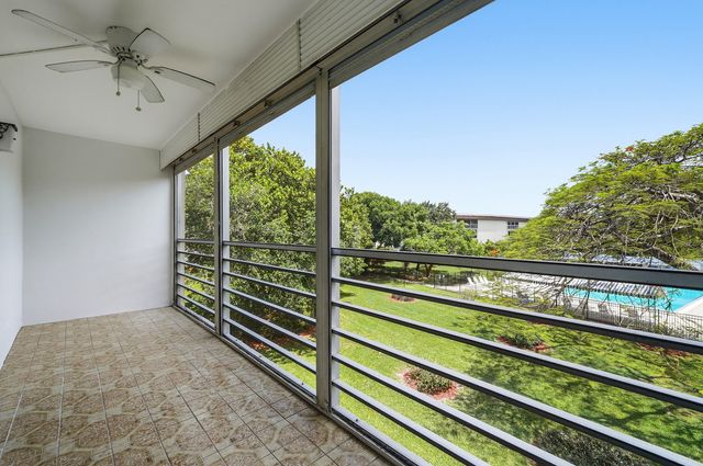 2401 Antigua Circle J3, Coconut Creek, FL 33066