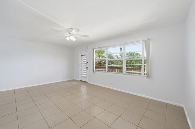 2401 Antigua Circle J3, Coconut Creek, FL 33066