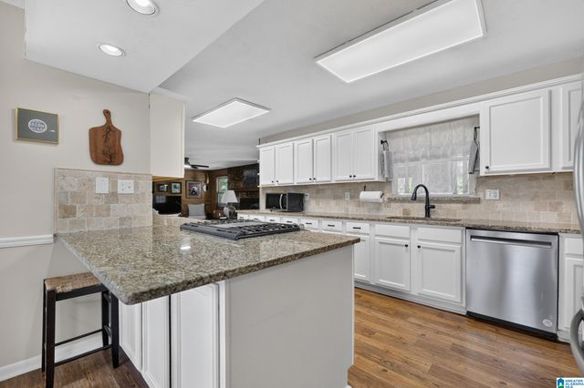 640 TIMREE STREET, Weaver, AL 36277