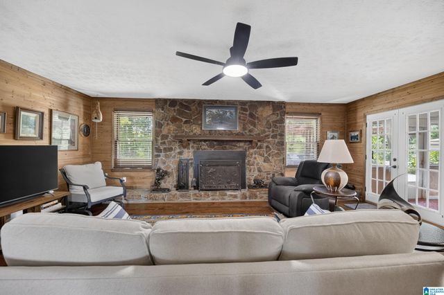 640 TIMREE STREET, Weaver, AL 36277