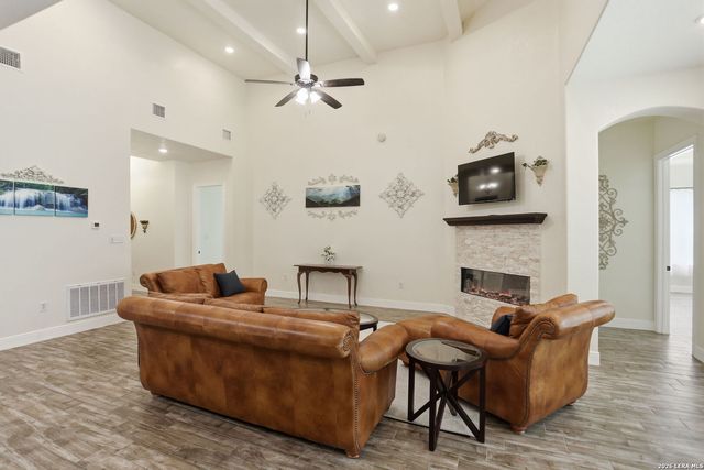 306 County Road 6876, Natalia, TX 78059