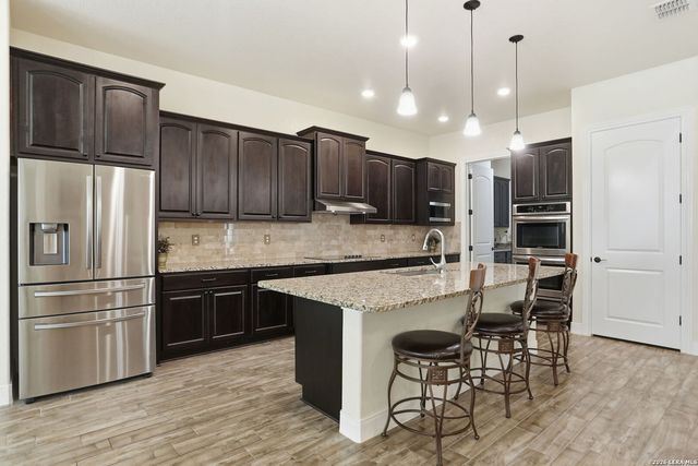 306 County Road 6876, Natalia, TX 78059