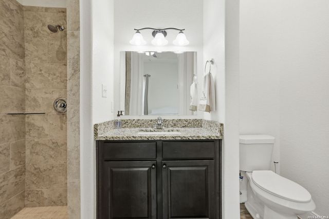 306 County Road 6876, Natalia, TX 78059