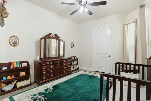 306 County Road 6876, Natalia, TX 78059