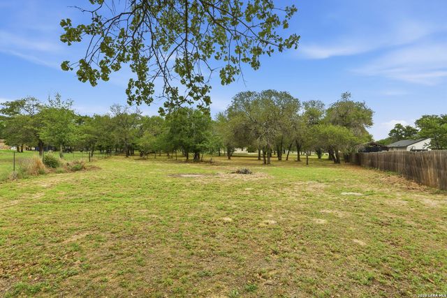 306 County Road 6876, Natalia, TX 78059