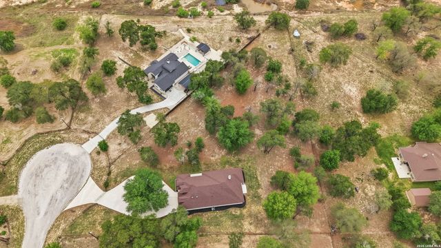 306 County Road 6876, Natalia, TX 78059