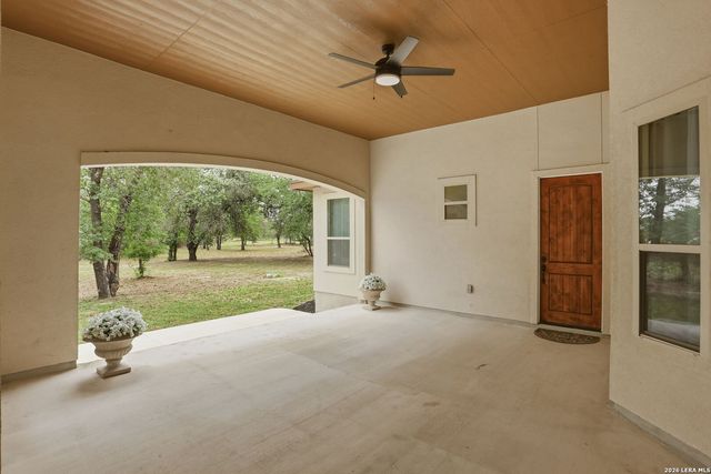 306 County Road 6876, Natalia, TX 78059