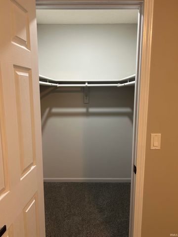 1051 W Division Road, Huntington, IN 46750