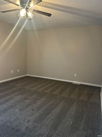 1051 W Division Road, Huntington, IN 46750