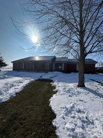 1051 W Division Road, Huntington, IN 46750