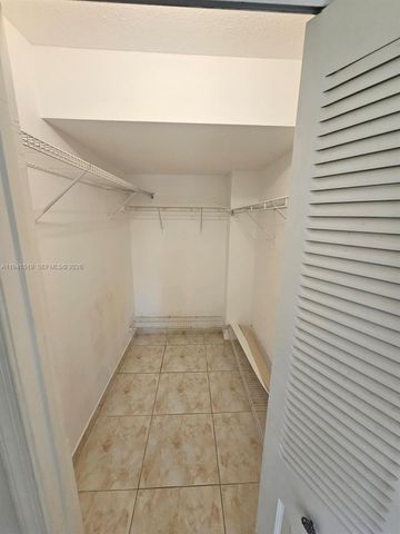 8592 W Sunrise Boulevard 209, Plantation, FL 33322
