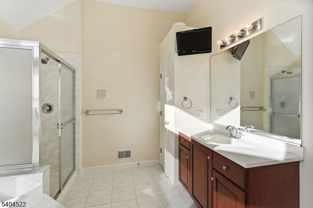 43 Rosewood Ct, Montgomery Twp., NJ 08502