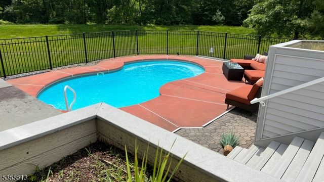 43 Rosewood Ct, Montgomery Twp., NJ 08502