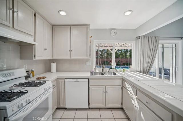 11461 Amigo Avenue, Porter Ranch, CA 91326