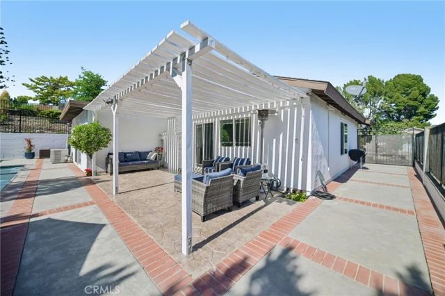 11461 Amigo Avenue, Porter Ranch, CA 91326