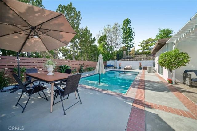 11461 Amigo Avenue, Porter Ranch, CA 91326