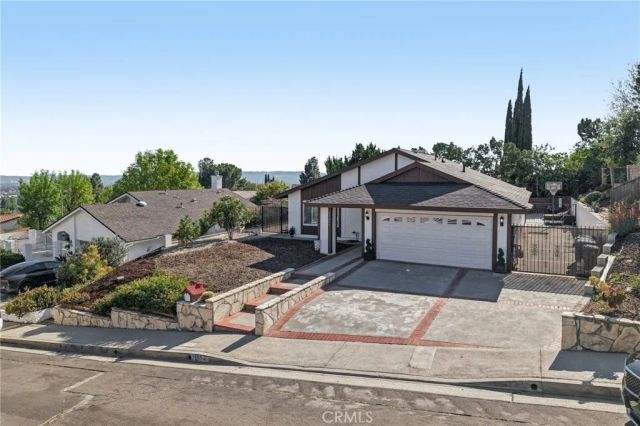 11461 Amigo Avenue, Porter Ranch, CA 91326
