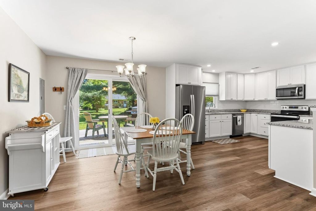 Image 10 of property listing at 213 BYFORD DR, Chestertown, MD 21620