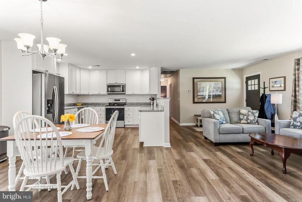 Image 11 of property listing at 213 BYFORD DR, Chestertown, MD 21620
