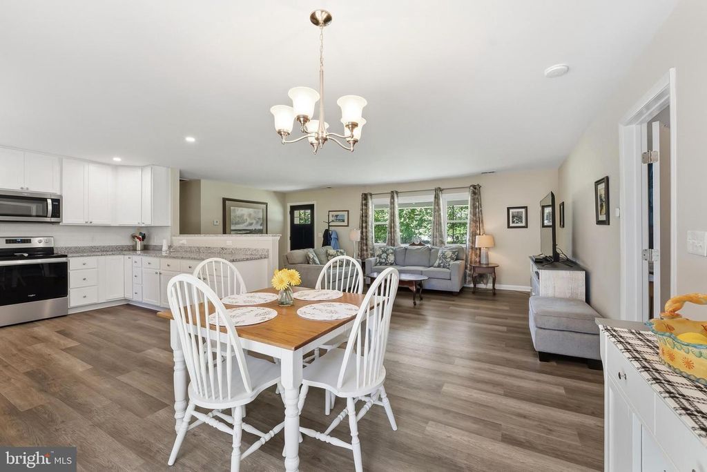 Image 13 of property listing at 213 BYFORD DR, Chestertown, MD 21620