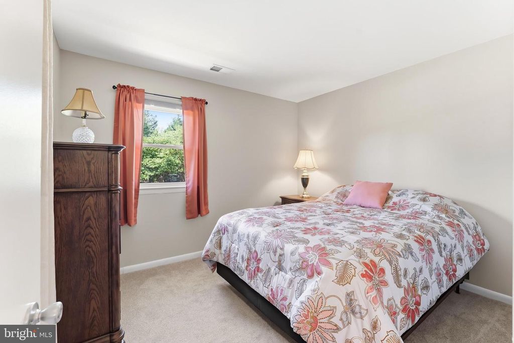 Image 18 of property listing at 213 BYFORD DR, Chestertown, MD 21620
