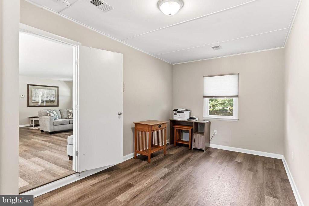 Image 28 of property listing at 213 BYFORD DR, Chestertown, MD 21620