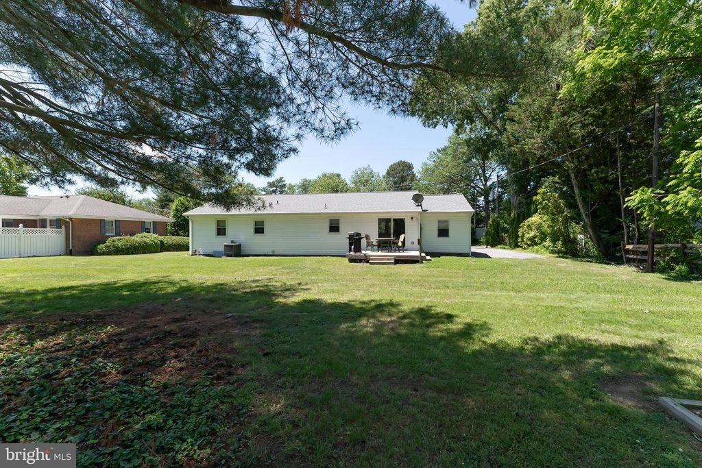 Image 31 of property listing at 213 BYFORD DR, Chestertown, MD 21620