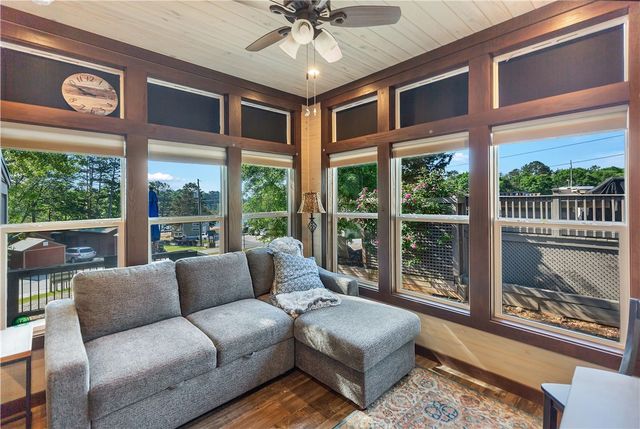 604 N Fleetwood Lane, Fair Play, SC 29643