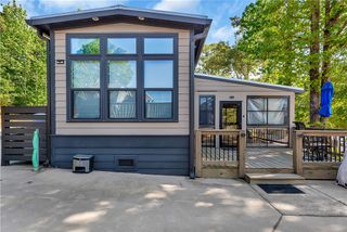 604 N Fleetwood Lane, Fair Play, SC 29643