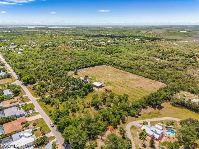 7535 Caloosa DR, Bokeelia, FL 33922