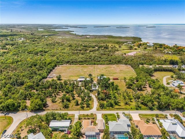 7535 Caloosa DR, Bokeelia, FL 33922