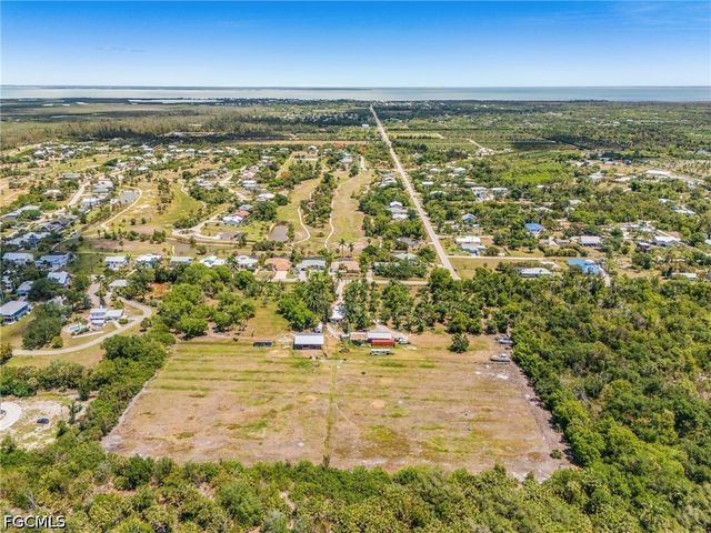 7535 Caloosa DR, Bokeelia, FL 33922