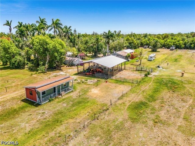 7535 Caloosa DR, Bokeelia, FL 33922