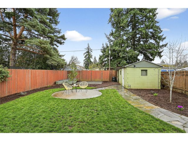 6128 Se REEDWAY St, Portland, OR 97206